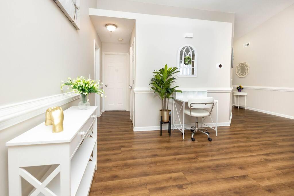 Queen City Family-Friendly Entire House, Σάρλοτ Εξωτερικό φωτογραφία