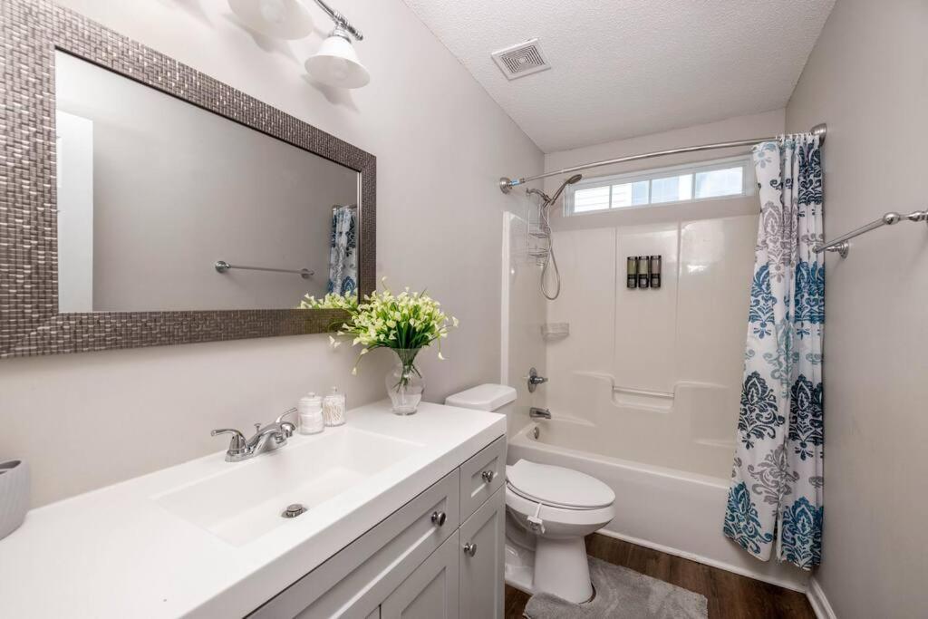 Queen City Family-Friendly Entire House, Σάρλοτ Εξωτερικό φωτογραφία